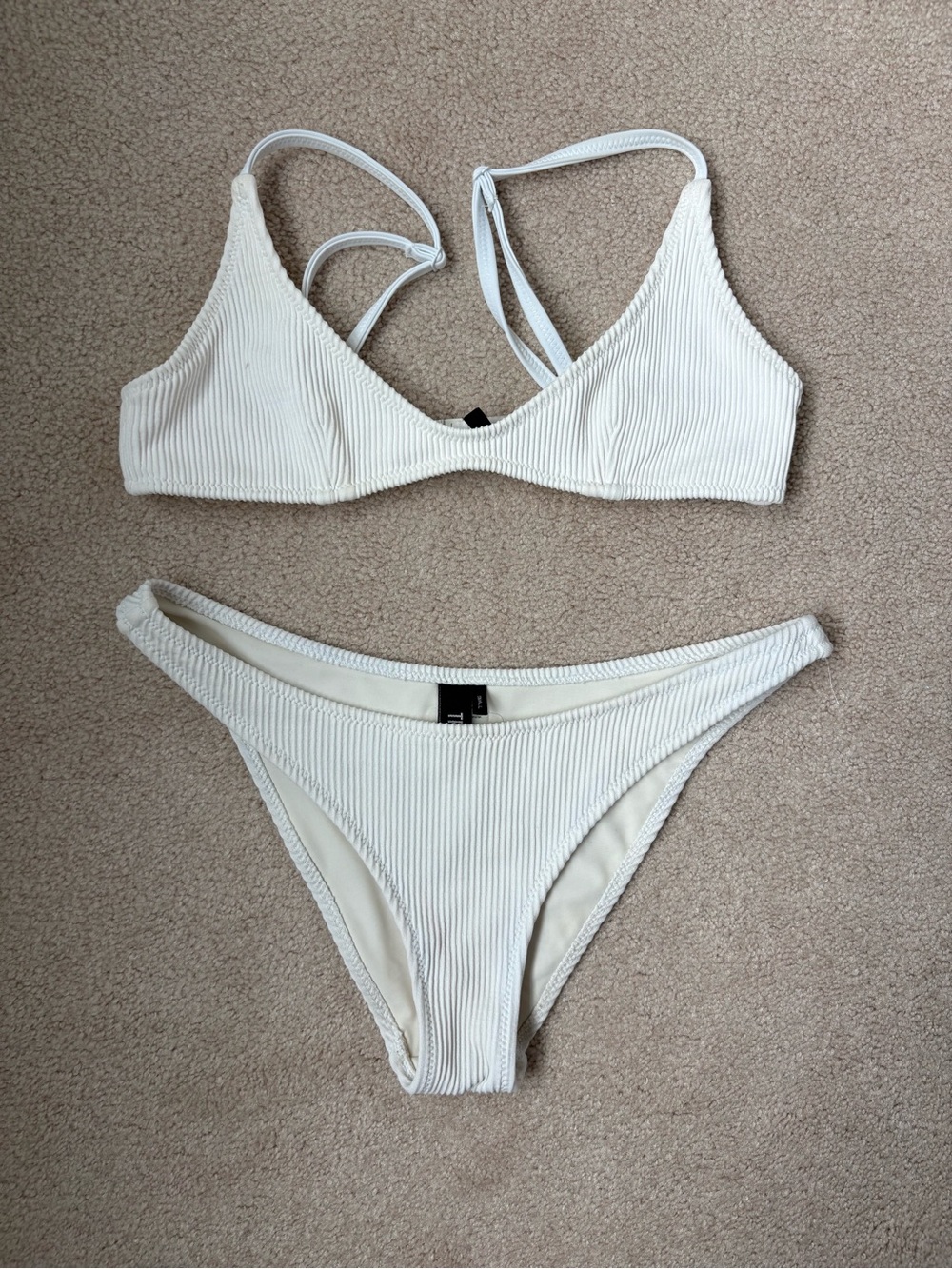 triangl swimwear White Bikini Set Size XS Top and Size Small Bottoms